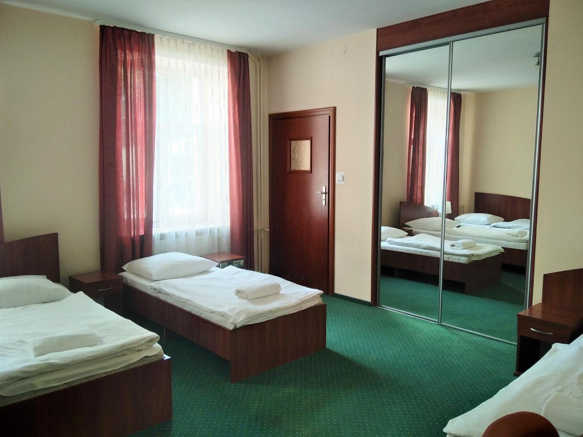 Centrum Szkoleniowo-konferencyjne Społem Hotel apartamentowy Warszawa