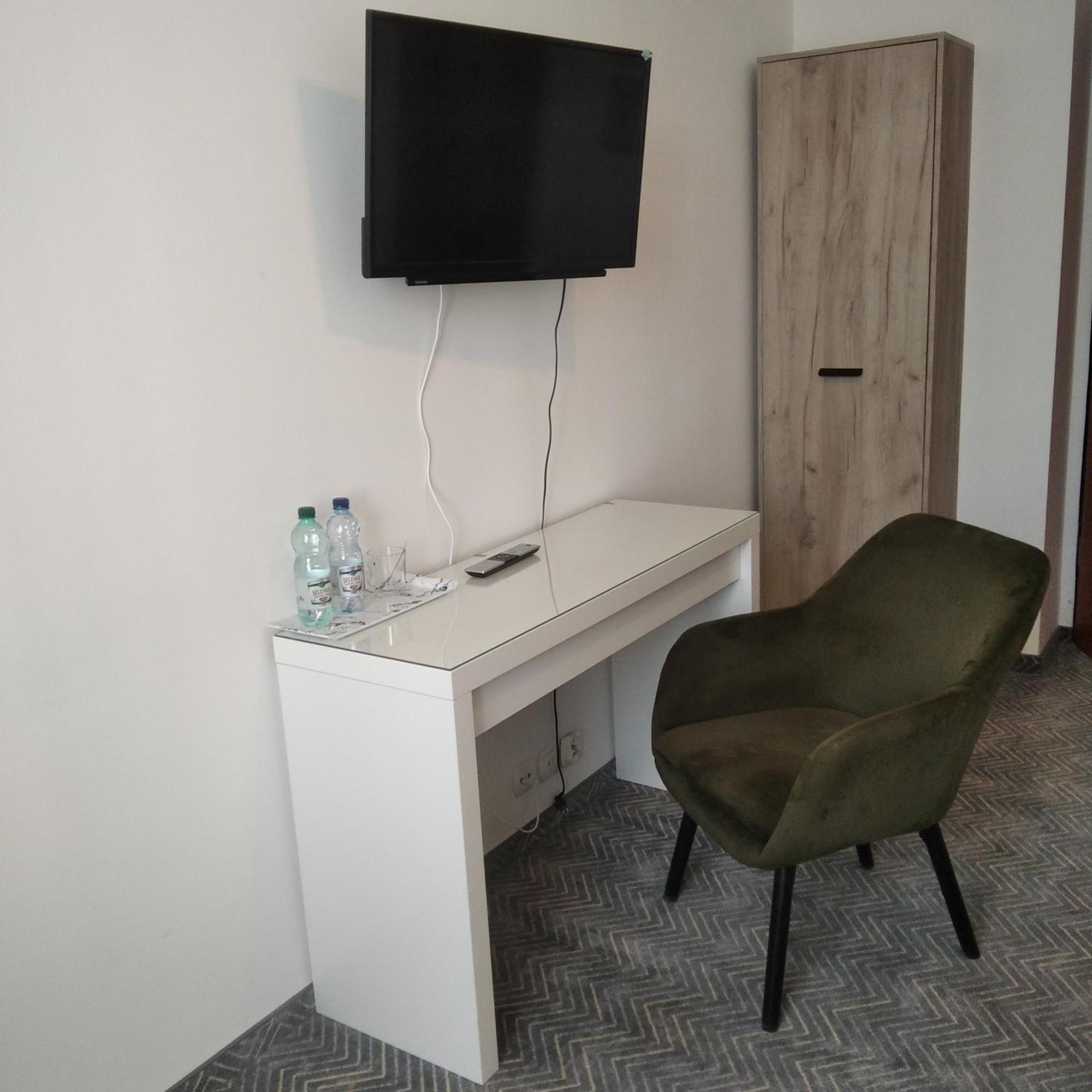 Hotel apartamentowy Centrum Szkoleniowo-konferencyjne Społem 2*